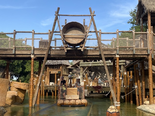 Een foto van de waterattractie Angkor